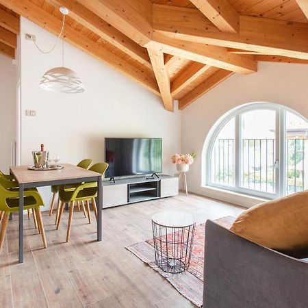 Apartament Casa Joanna Torbole Sul Garda Zewnętrze zdjęcie